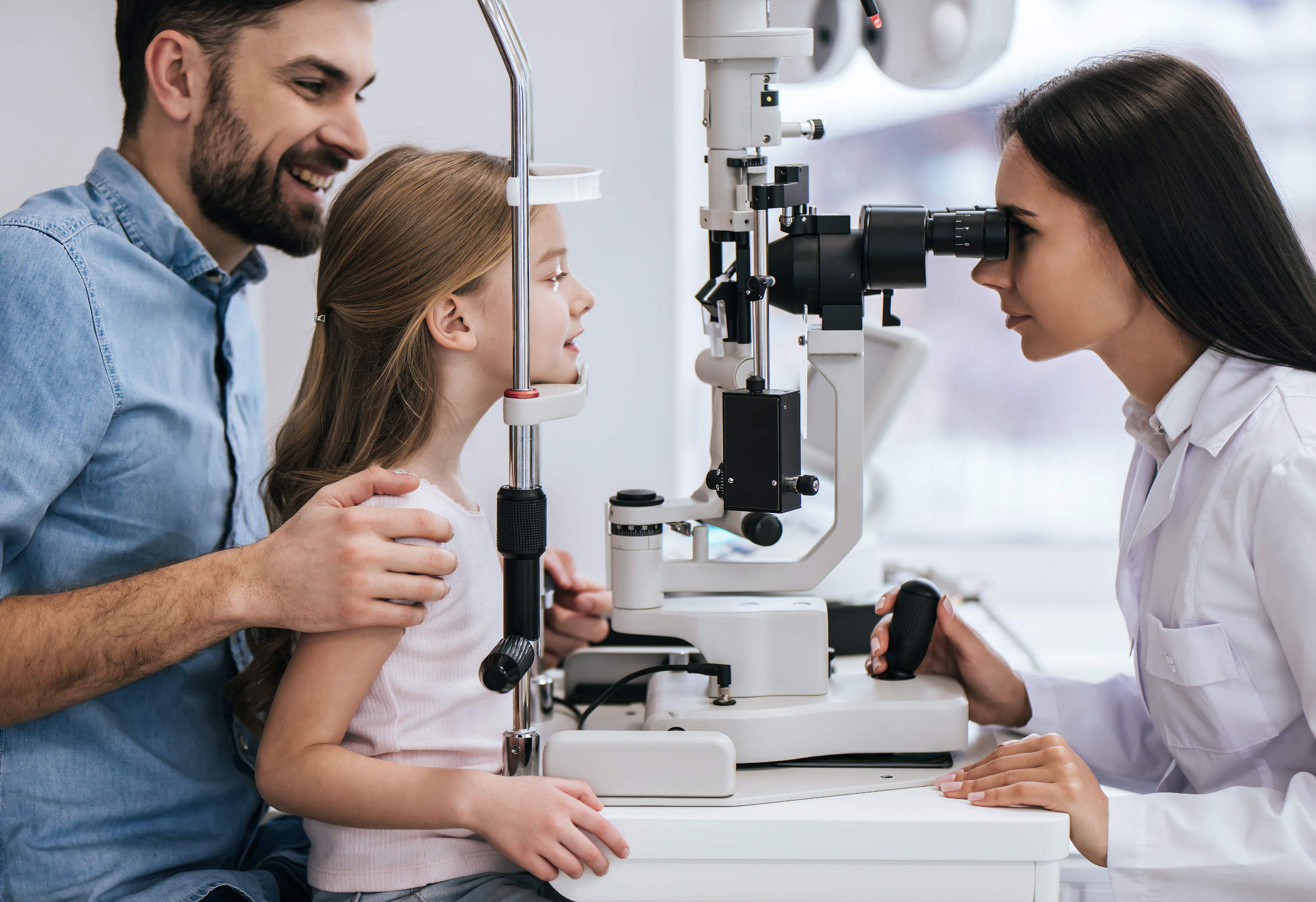 Comprehensive eye exam at our clinic